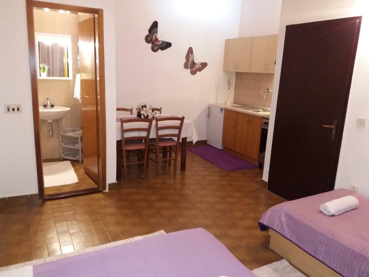 Apartment Hortenzija Baška Voda Buitenkant foto